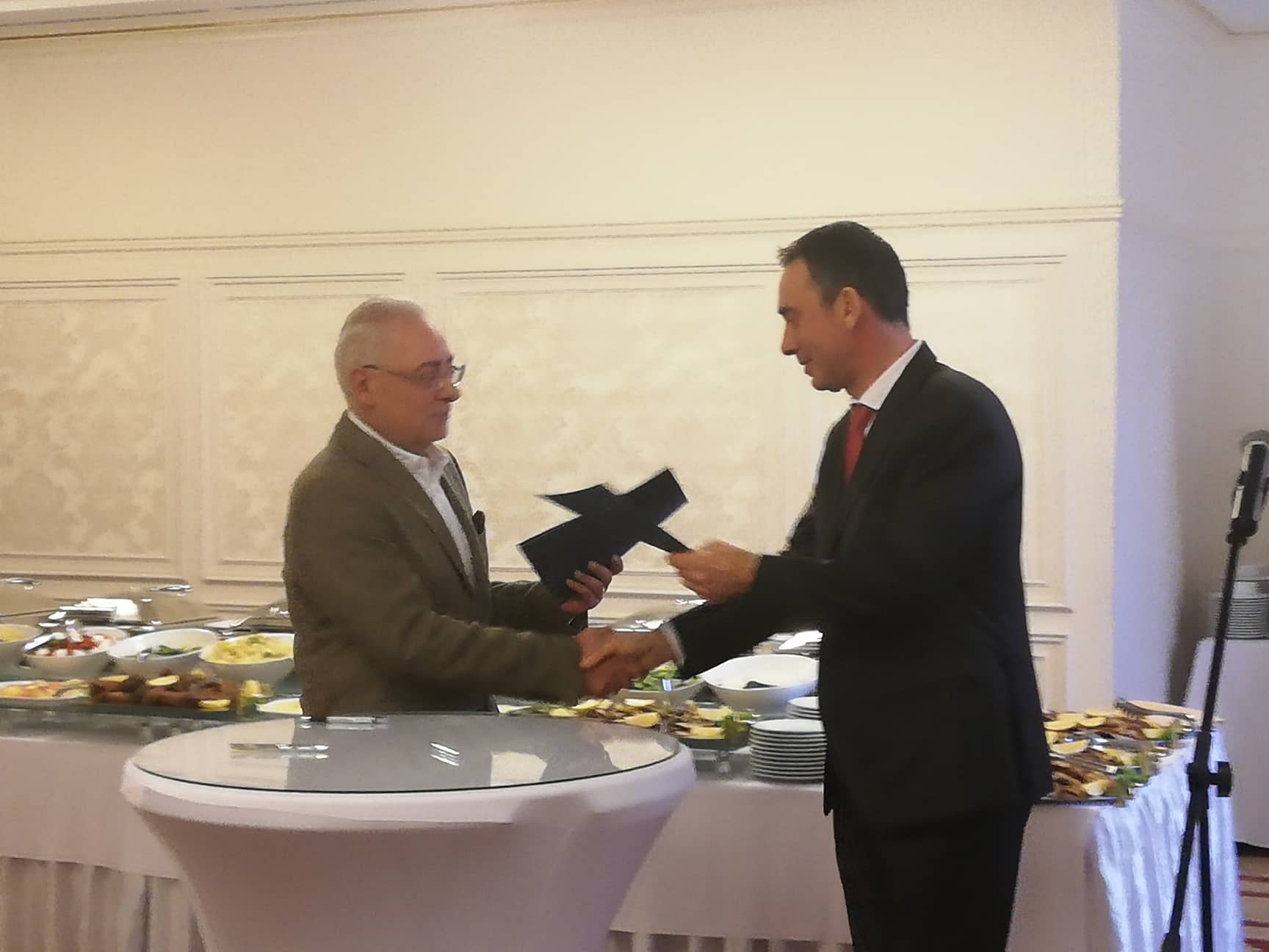 Среща на Р. Радев с кмета на Бургас