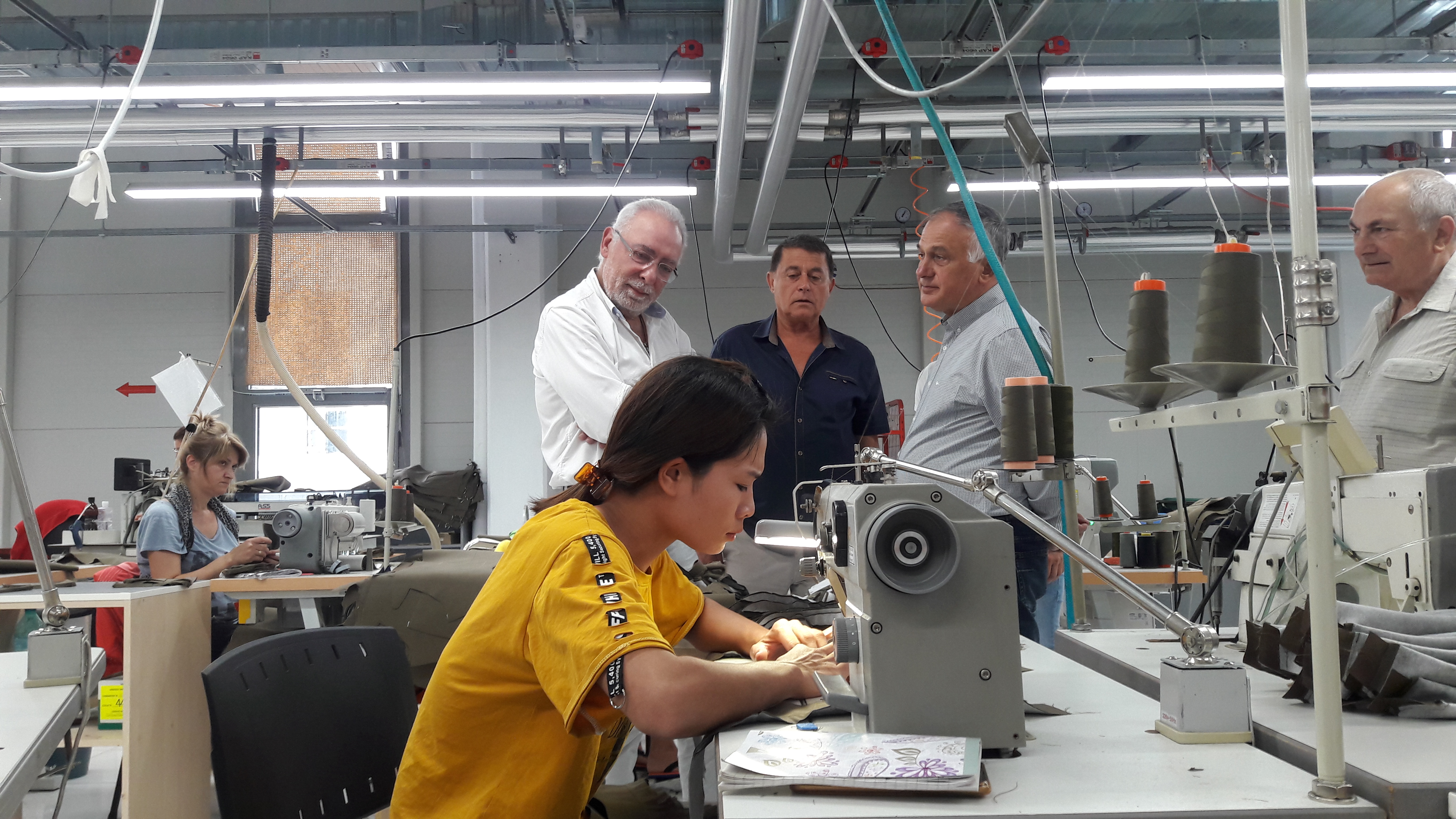 Радосвет Радев посети шуменско предприятие след успешно реализиран проект за довеждане на работници от Виетнам