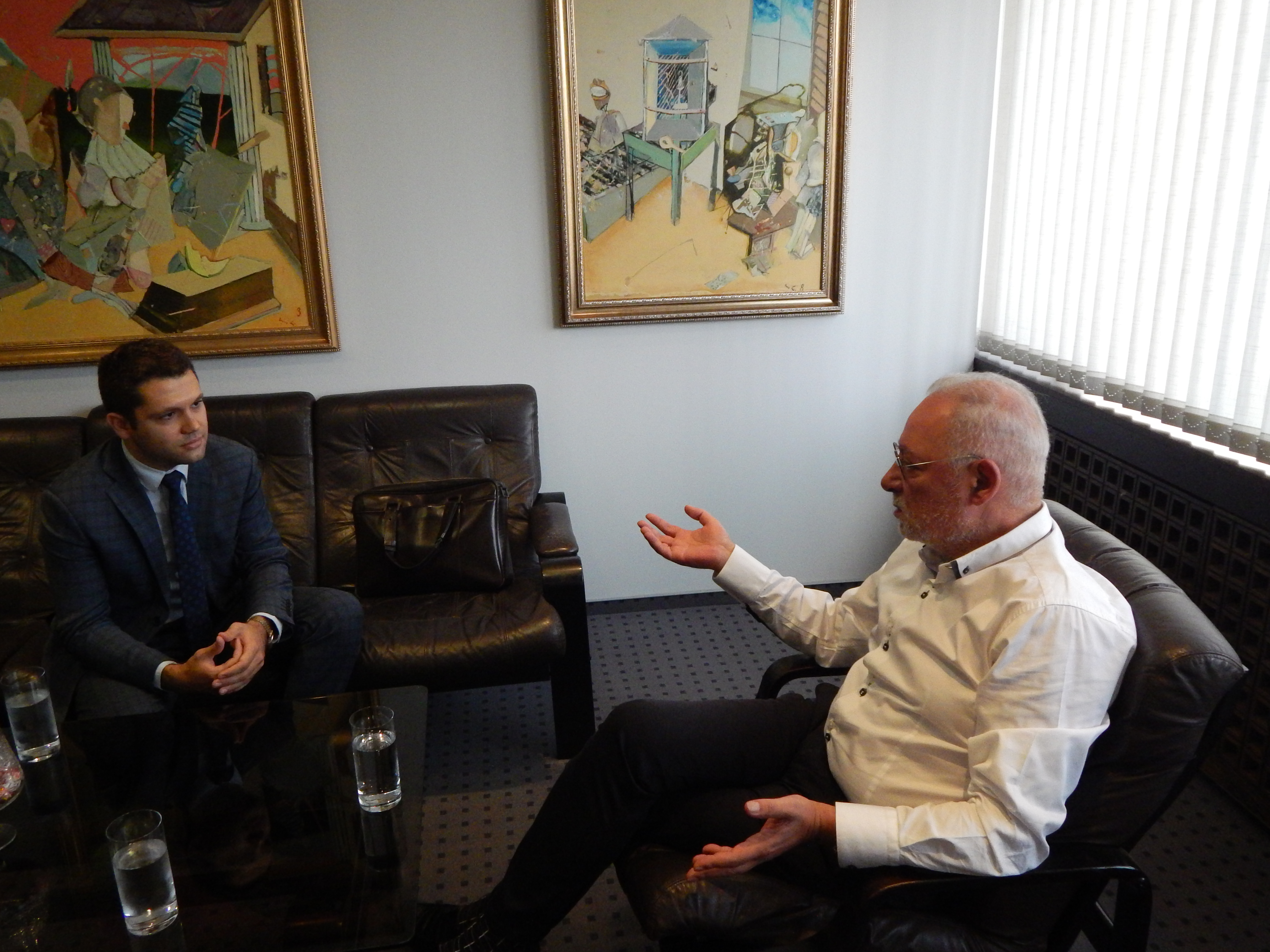 Радосвет Радев разговаря с бъдещия търговски представител на България в Ирак