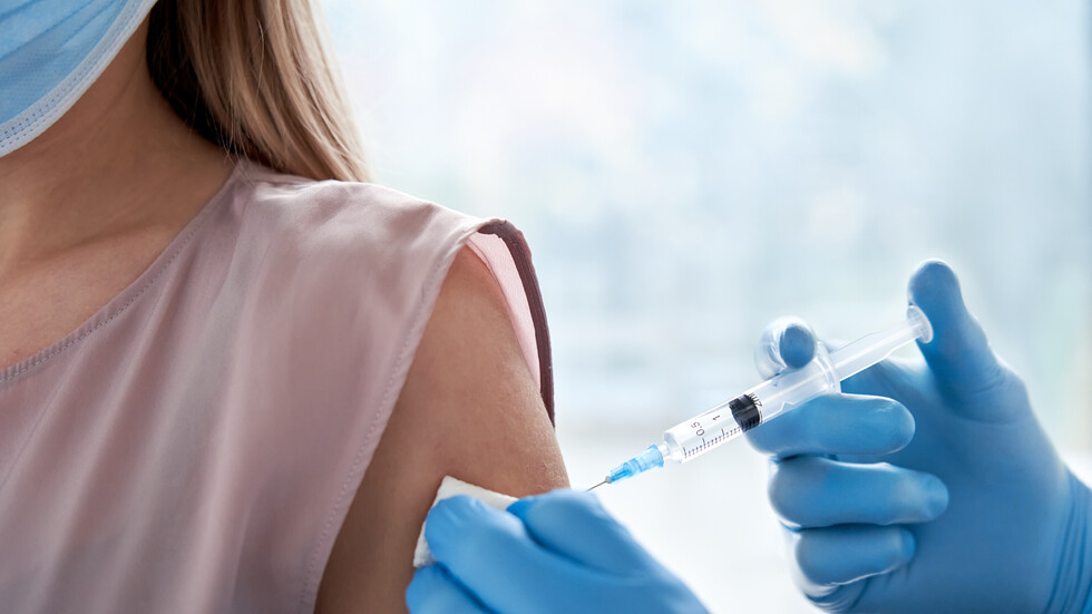 Над 600 души се ваксинираха в изнесените пунктове пред магазините Lidl, BILLA и Kaufland във Враца