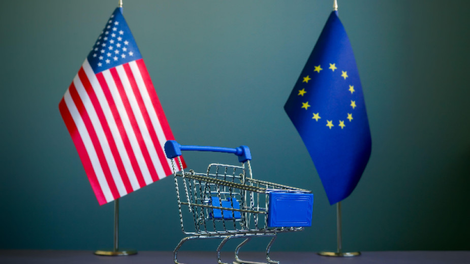 ЕС ще отложи тарифите за американски стоки с шест месеца