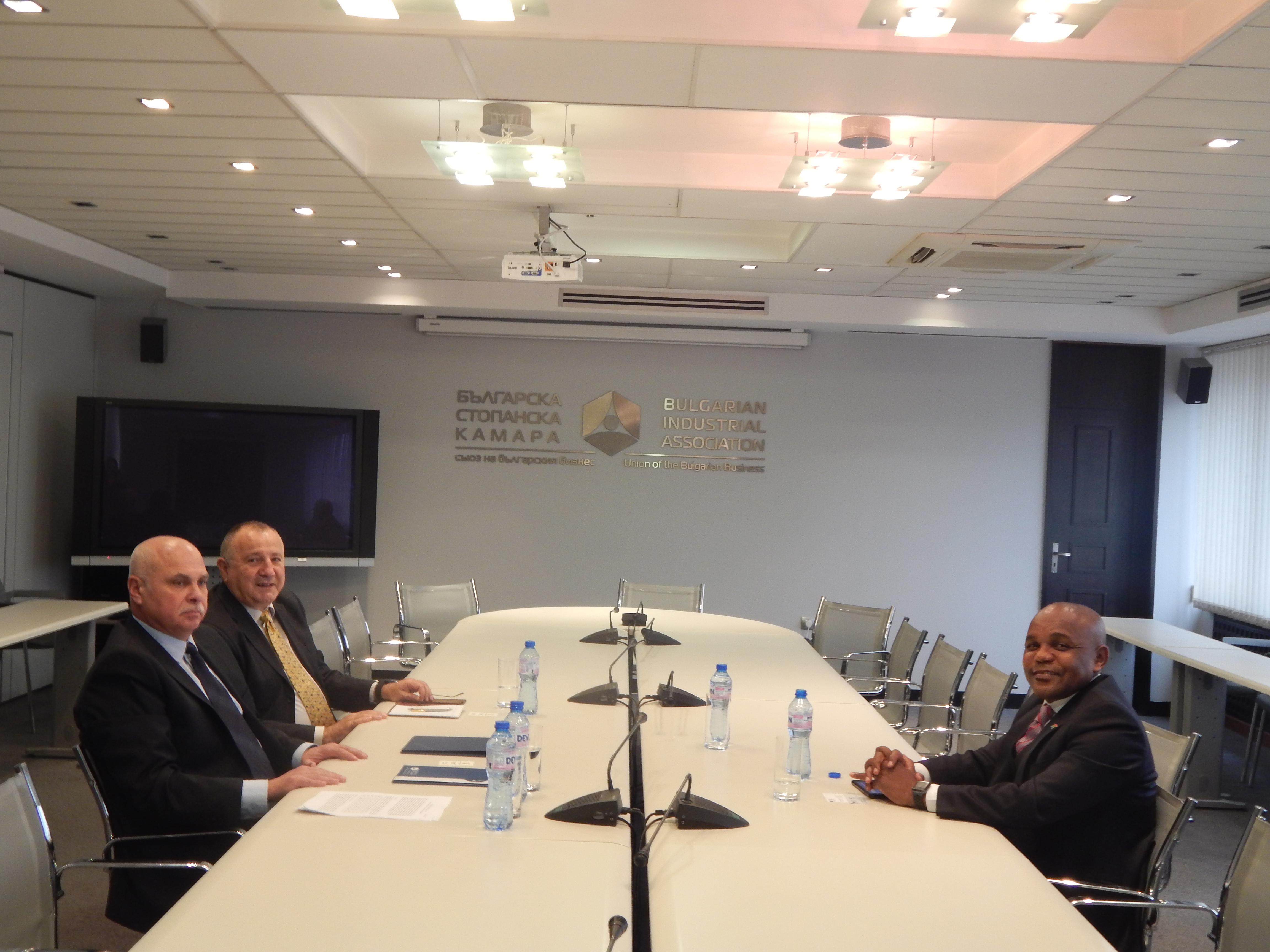 Посланикът на Република Южна Африка посети БСК