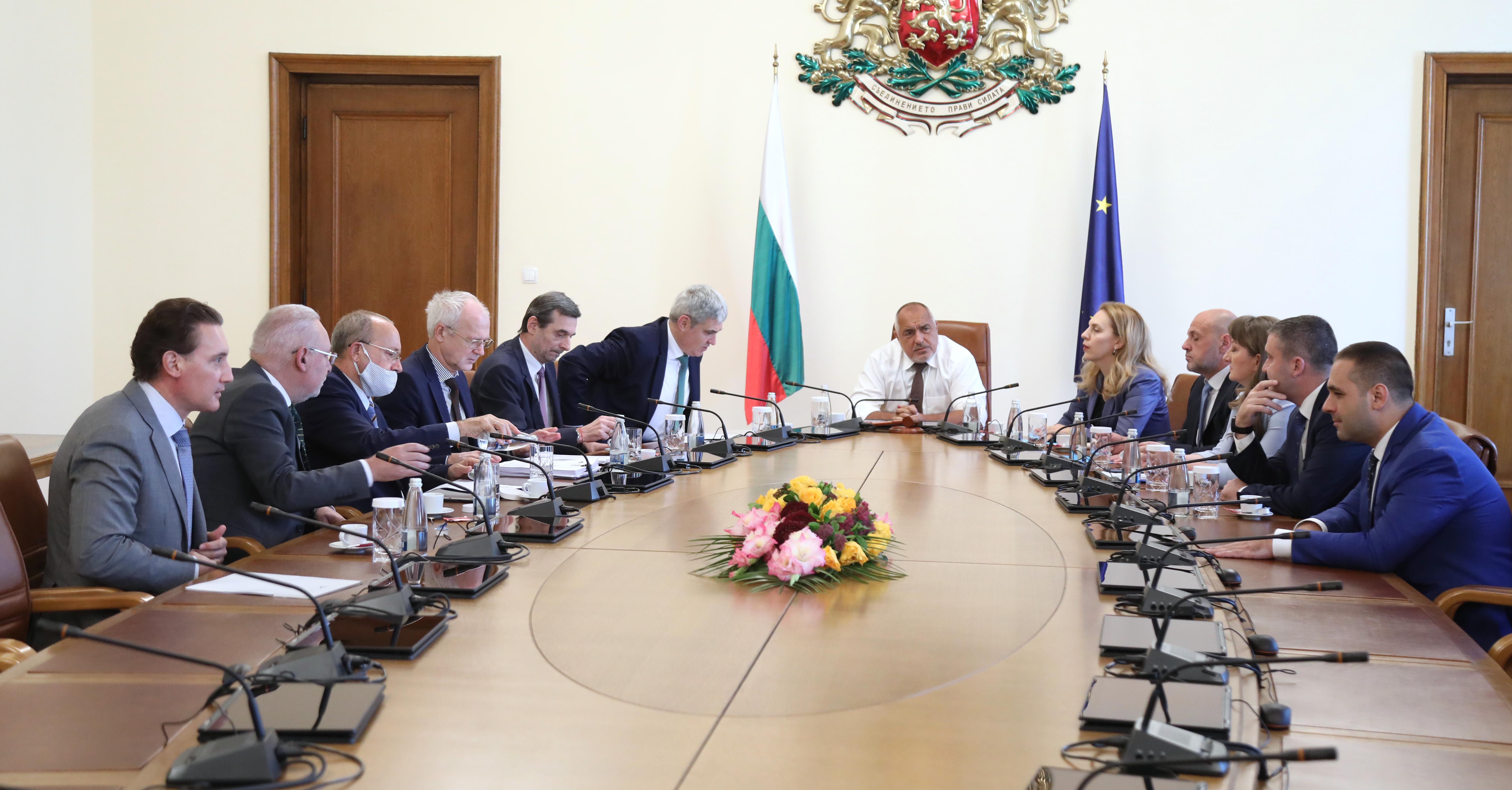 Премиерът Борисов проведе среща с представители на бизнеса и синдикалните организации