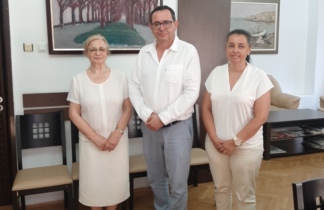 Среща на ТИК-Бургас със СТИВ на България в Унгария и със зам.-кмета по финансите