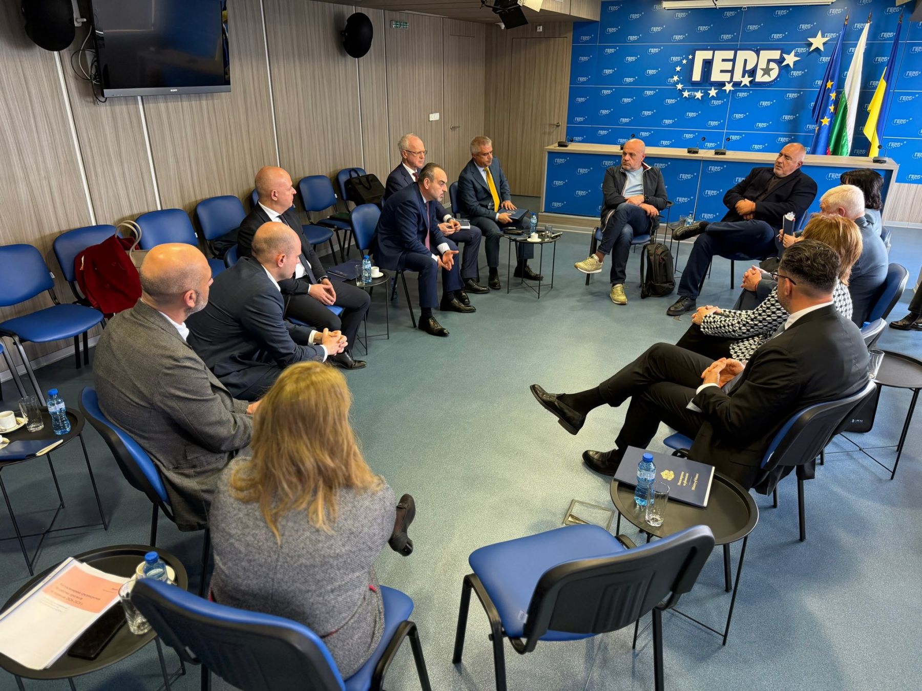 Скандалният проектобюджет се запъти към ремонт